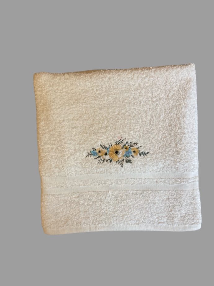 Floral Embroidered Bath Towel – Bloom with Every Use